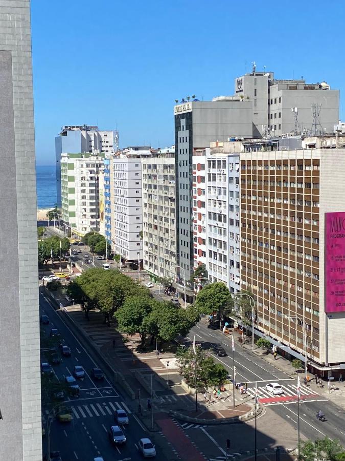 Copa Vista: Beachfront Comfort With Pool And 24/7 Security * Rio de Janeiro